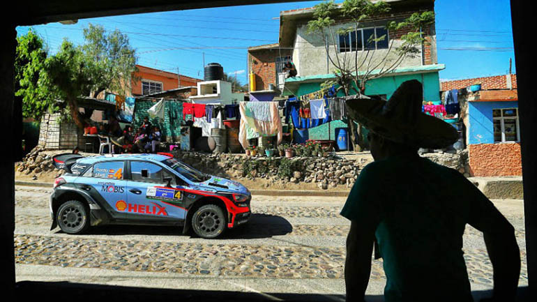 Στον δρόμο που χάραξε ο James Bond οι οδηγοί του WRC!